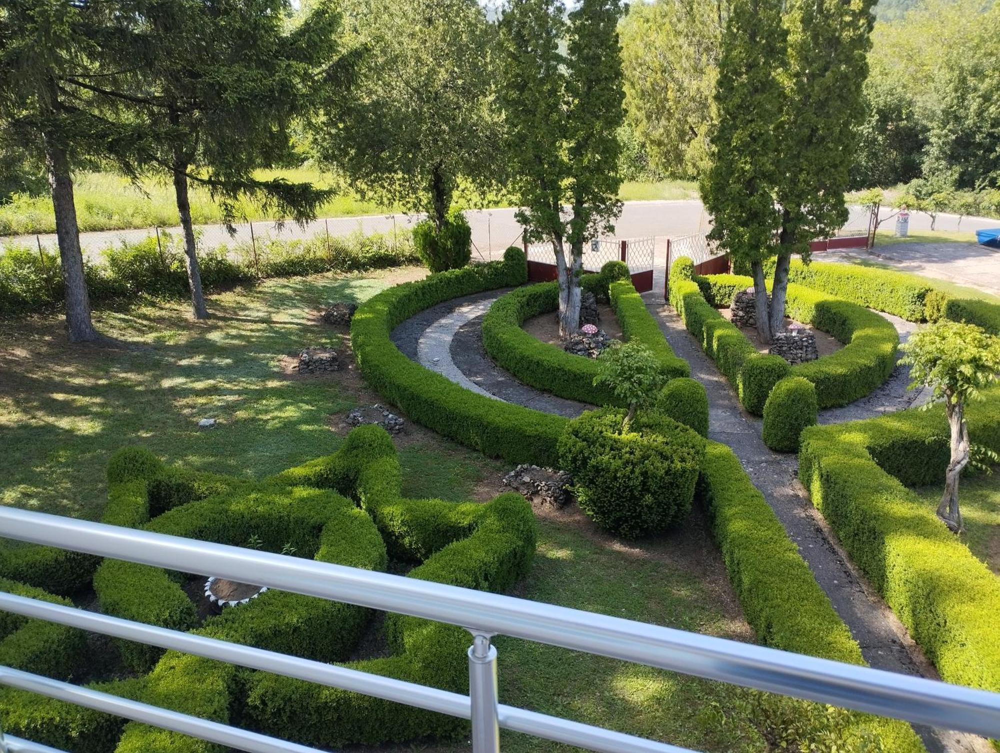 Guest House Vila Aleksa Bogutovac Exterior foto